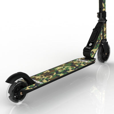 LIFERYDER QUEST Army Camo light-up LED wheels scooter detail