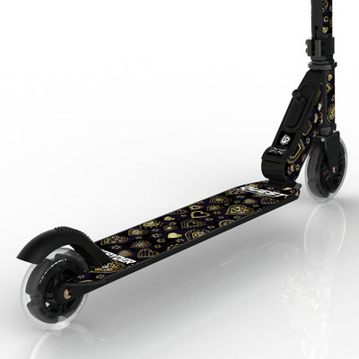 LIFERYDER QUEST Hearts of Gold light-up LED wheels scooter detail