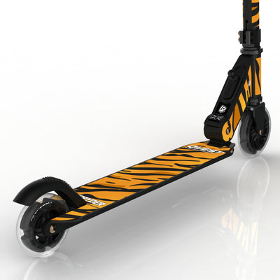 LIFERYDER QUEST Hull Stripes light-up LED wheels scooter detail