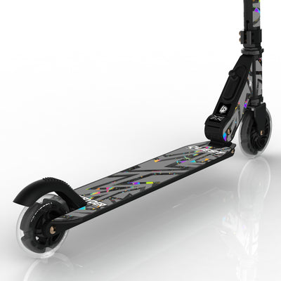 LIFERYDER QUEST Moonshine light-up LED wheels scooter detail