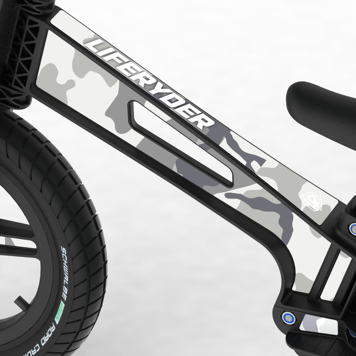 LIFERYDER VOGUE Arctic Camo footrest balance bike detail