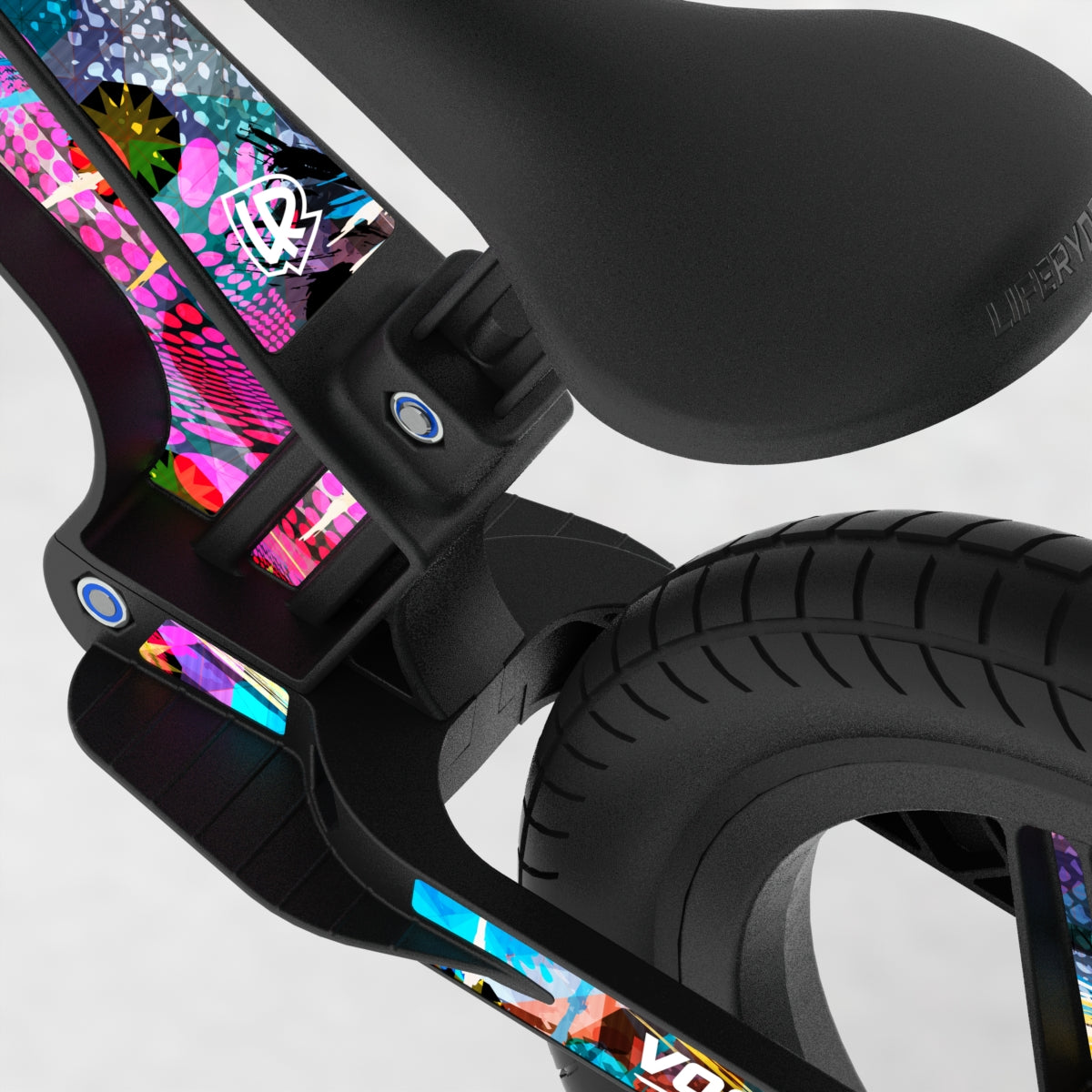 LIFERYDER VOGUE Blast EVOLV graphics balance bike detail