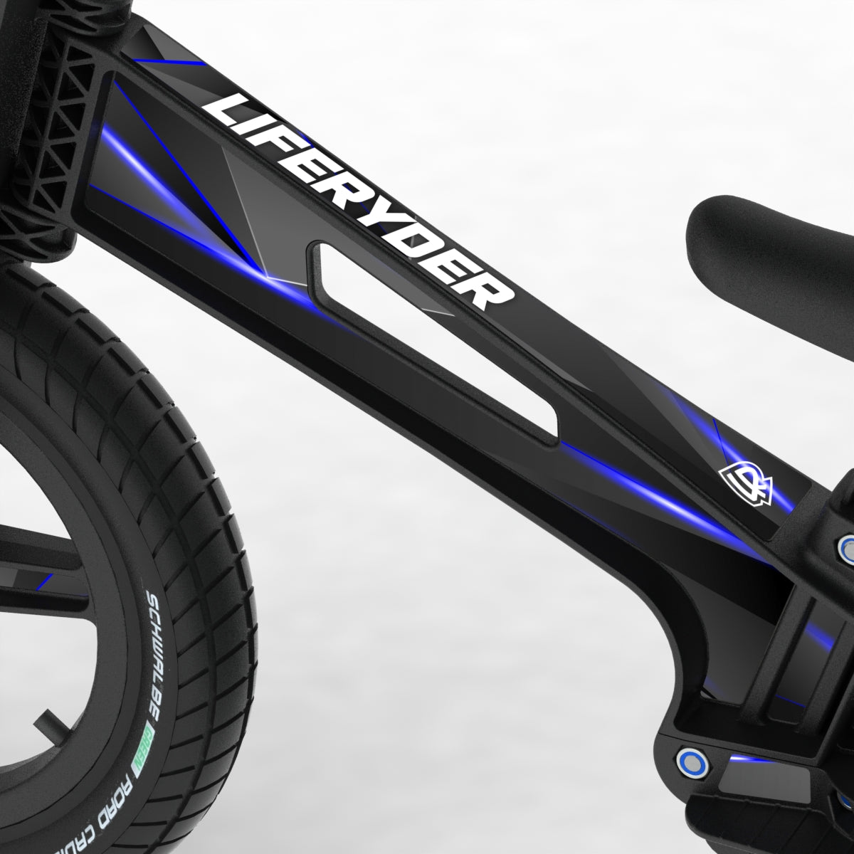 LIFERYDER VOGUE Blue Stealth footrest balance bike detail