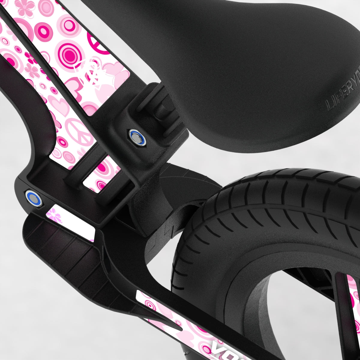 LIFERYDER VOGUE Peace & Love EVOLV graphics balance bike detail