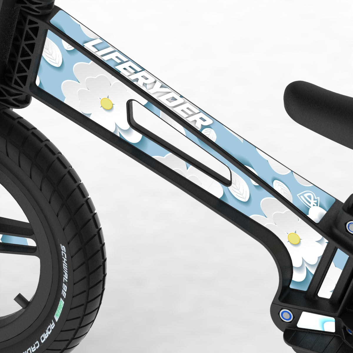 LIFERYDER VOGUE Sakura Clouds footrest balance bike detail